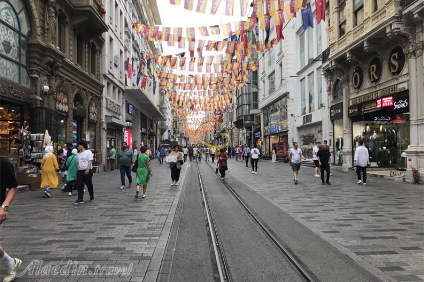 خیابان استقلال استانبول | علاالدین تراول