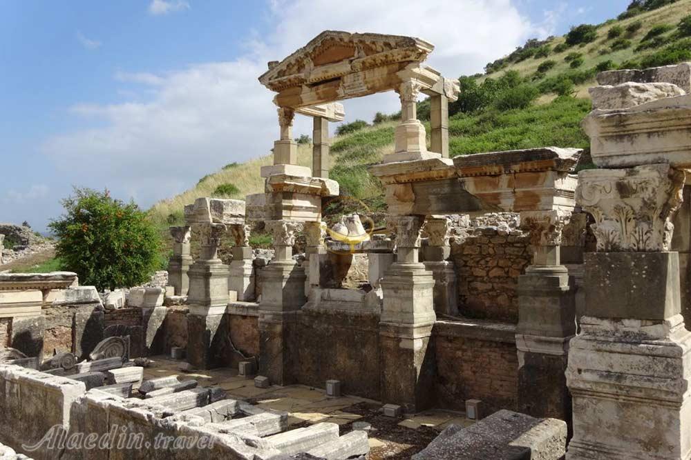 موزه فضای باز آگورا در ازمیر - ترکیه | علاءالدین تراول