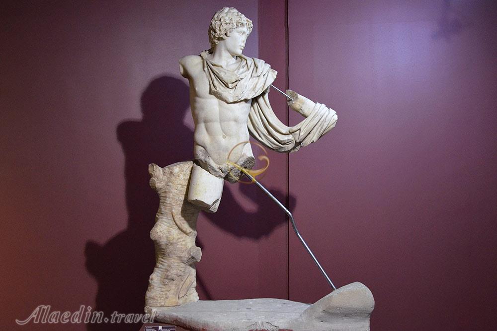 موزه باستان شناسی ازمیر در ترکیه | علاءالدین تراول