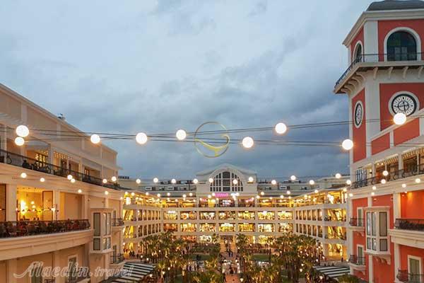 مجتمع تجاری تفریحی ماوی باغچه در ازمیر - ترکیه