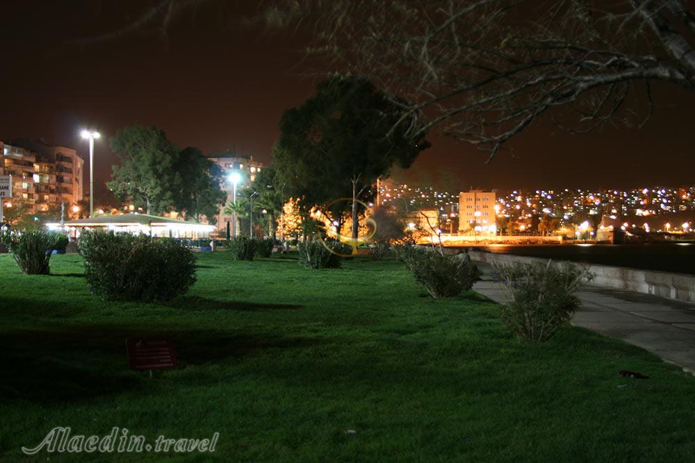 پارک موامر اکسوی در ازمیر - ترکیه | علاءالدین تراول