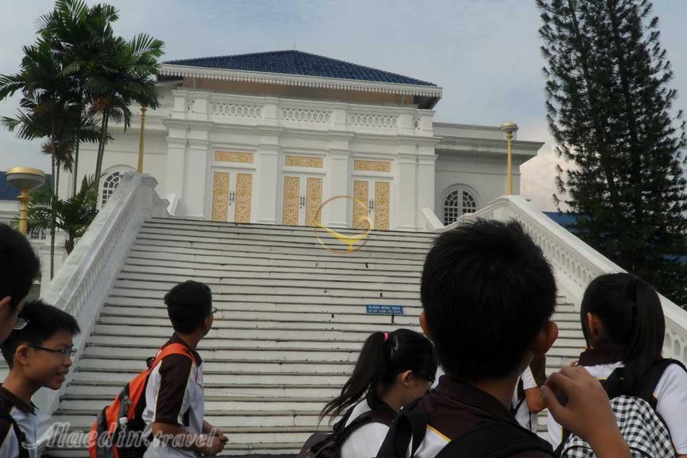 موزه سلطنتی ابوبکر جوهور | علاءالدین تراول