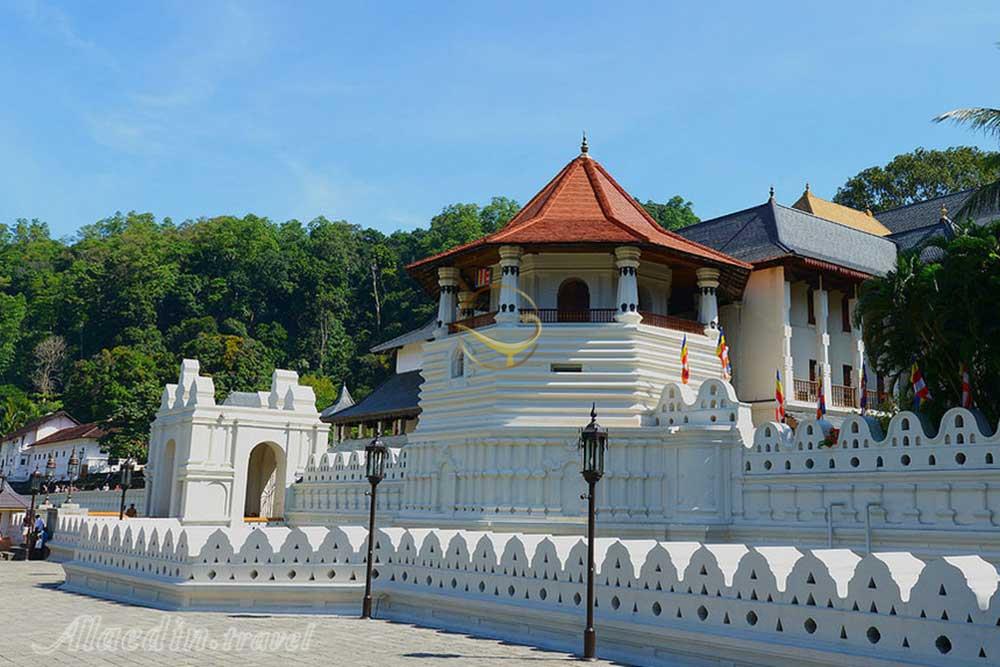 معبد دندان مقدس کندی | علاءالدین تراول