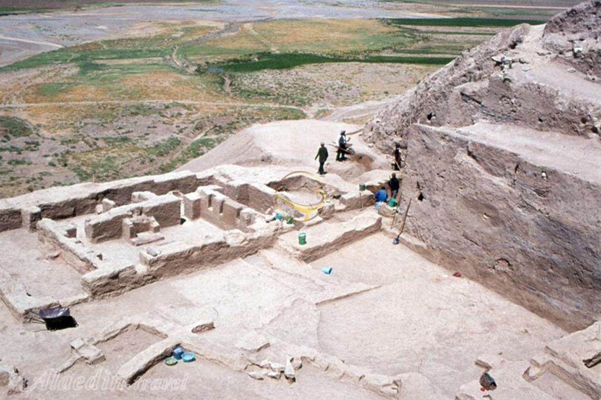 گودین تپه کنگاور | علاءالدین تراول