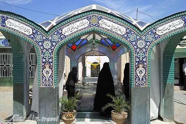 آرامگاه و مقبره ملامحسن فیض کاشانی در کاشان