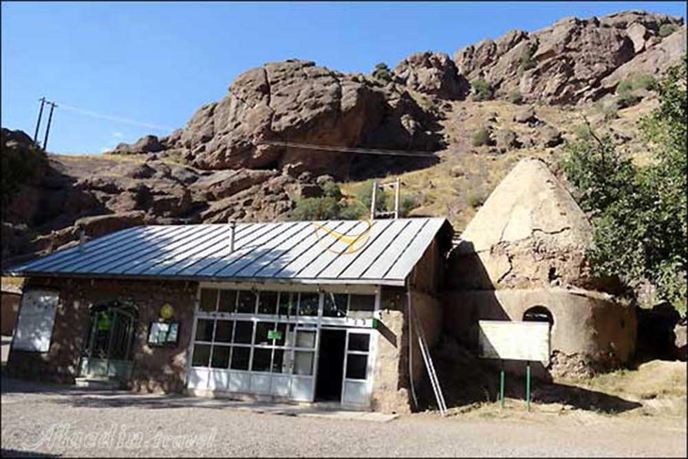 بقعه امامزاده هارون بن موسی در کاشان | علاءالدین تراول