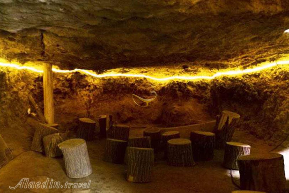 غار نیاسر کاشان | علاءالدین تراول