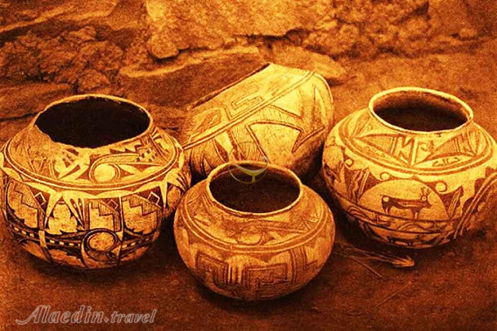 اشیاء یافت شده از تپه سیلک کاشان | علاءالدین تراول