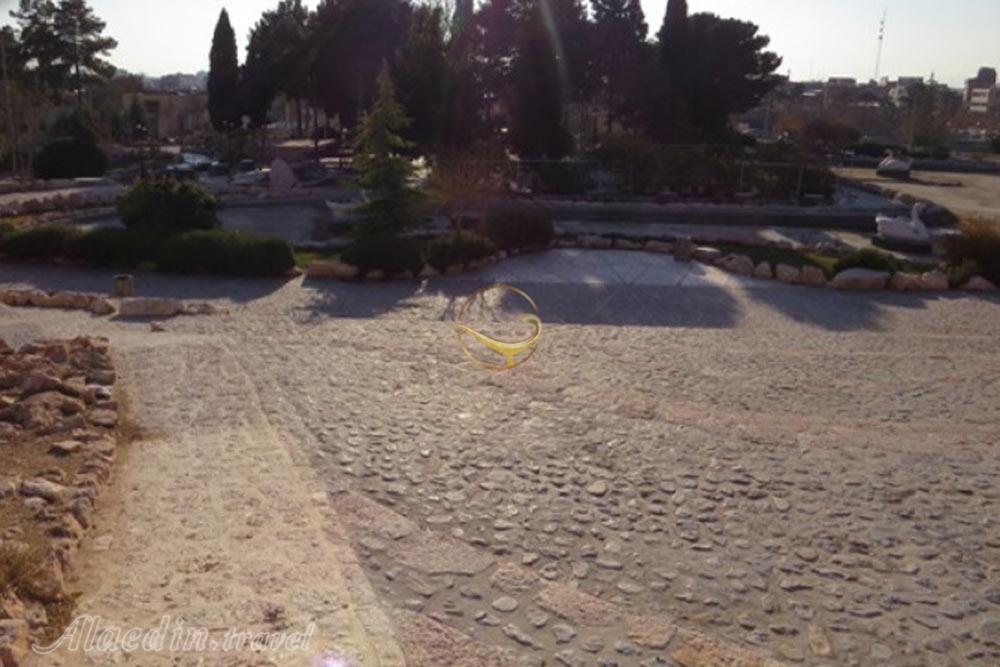 بوستان انقلاب در کرمان | علاءالدین تراول