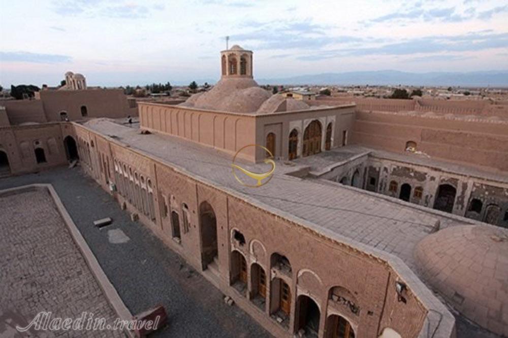 کاروانسرای (خانه) حاج آقا علی در کرمان | علاءالدین تراول