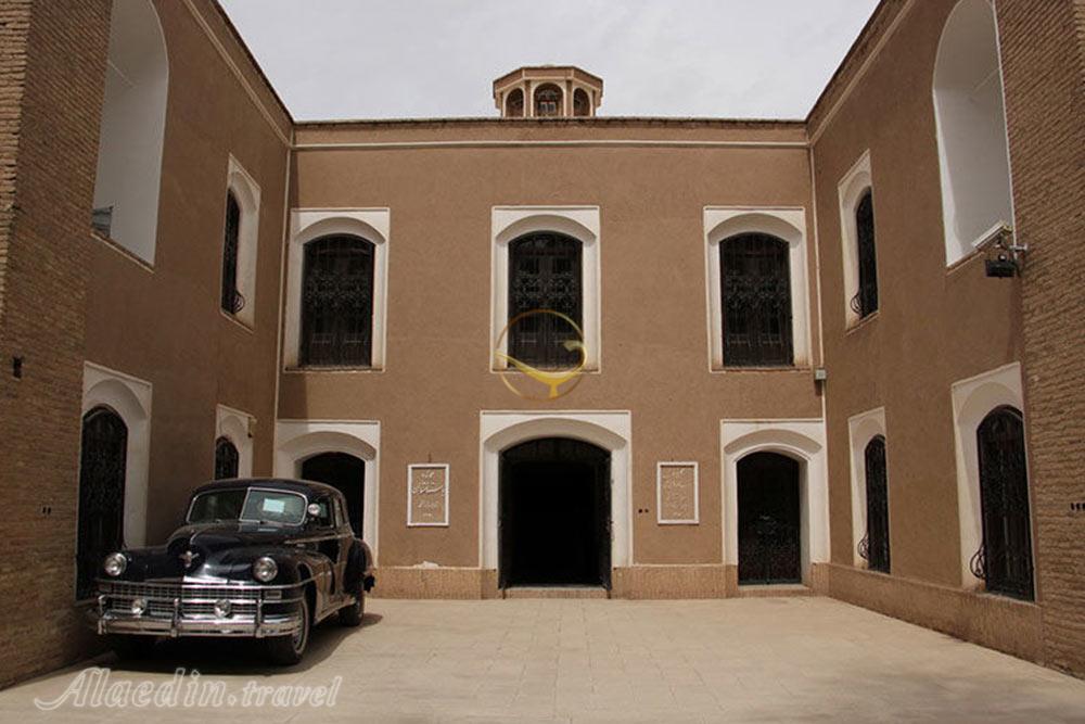 باغ موزه هرندی در کرمان (موزه رضاشاه، موزه ساز، موزه باستان شناسی) | علاءالدین تراول