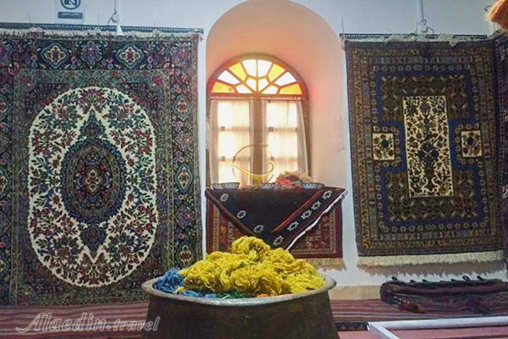 مدرسه حیاتی (موزه مشاغل و حرف کرمان قدیم) در کرمان | علاءالدین تراول