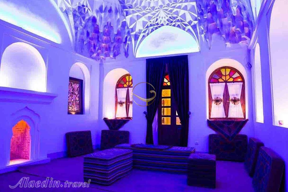 مدرسه حیاتی (موزه مشاغل و حرف کرمان قدیم) در کرمان | علاءالدین تراول