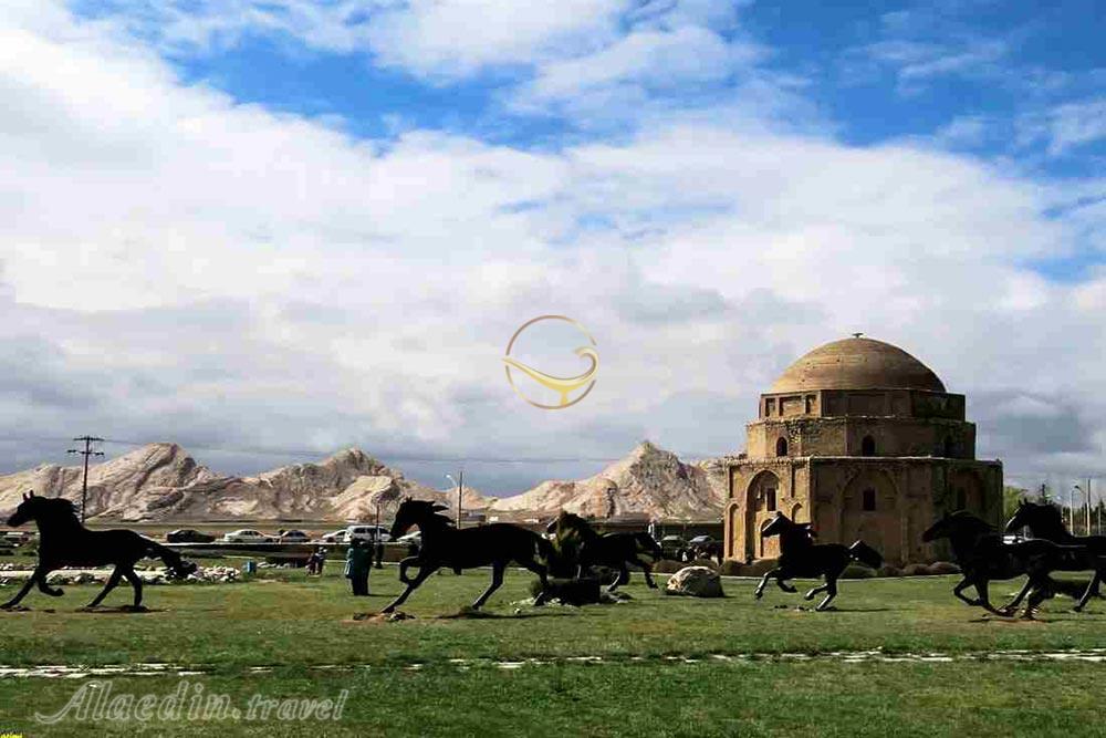 گنبد جبلیه (گبری) کرمان | علاءالدین تراول