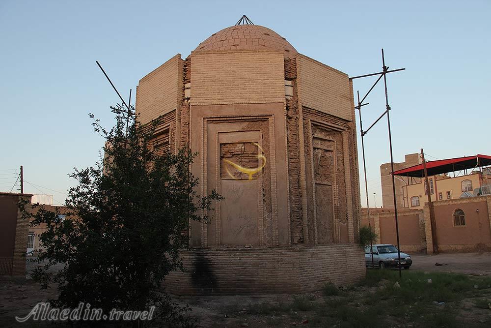 مقبره خواجه اتابک در کرمان | علاءالدین تراول