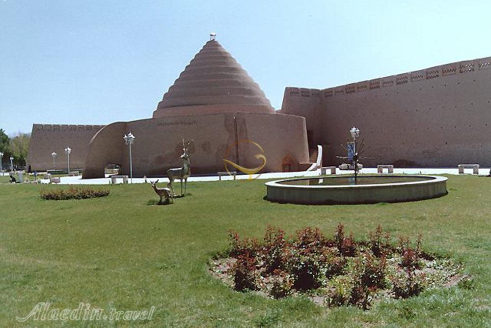 یخدان مویدی کرمان | علاءالدین تراول