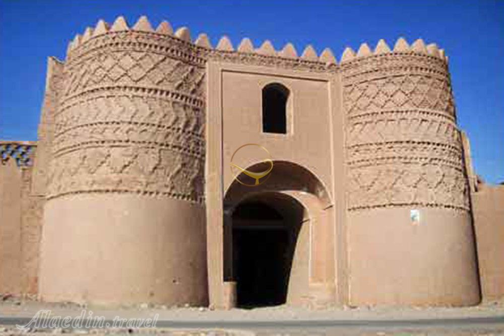 کاروانسرای شفیع آباد در کرمان | علاءالدین تراول