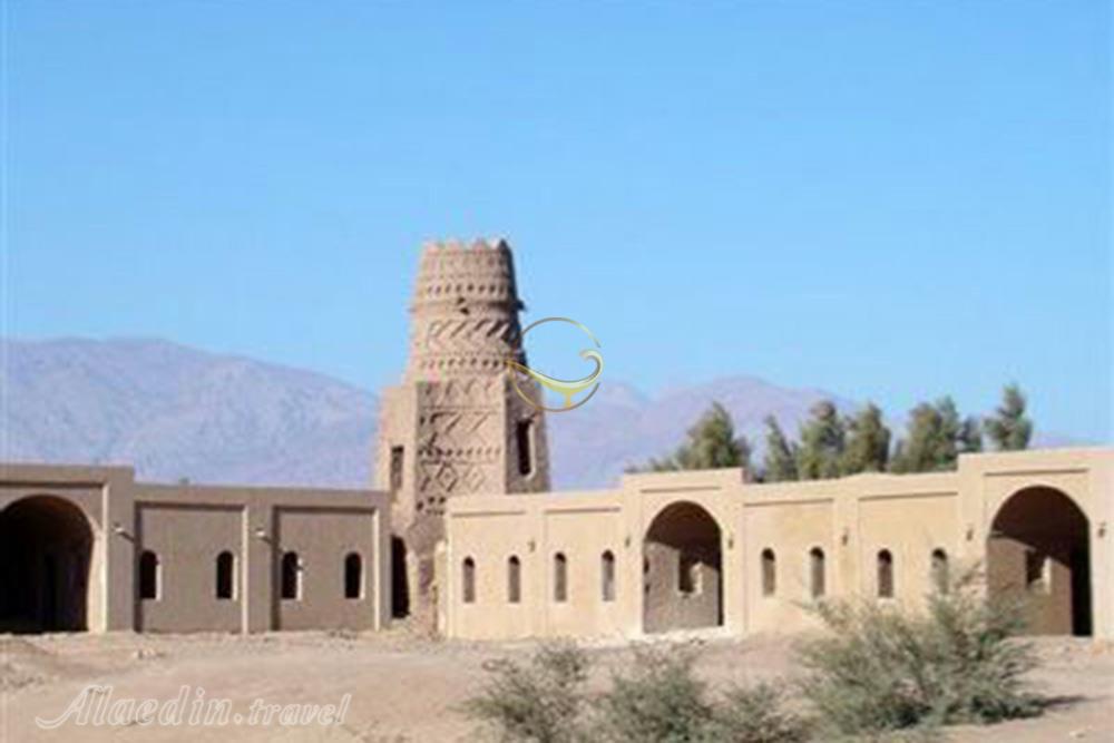 کاروانسرای شفیع آباد در کرمان | علاءالدین تراول