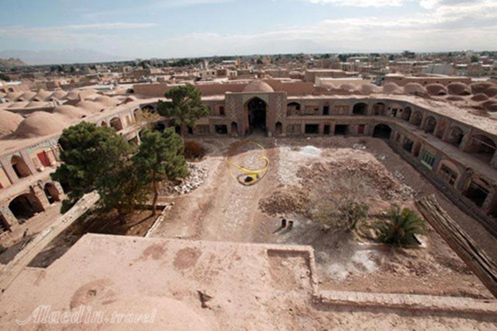 کاروانسرای وکیل در کرمان | علاءالدین تراول