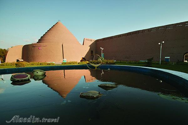 یخدان زریسف در کرمان