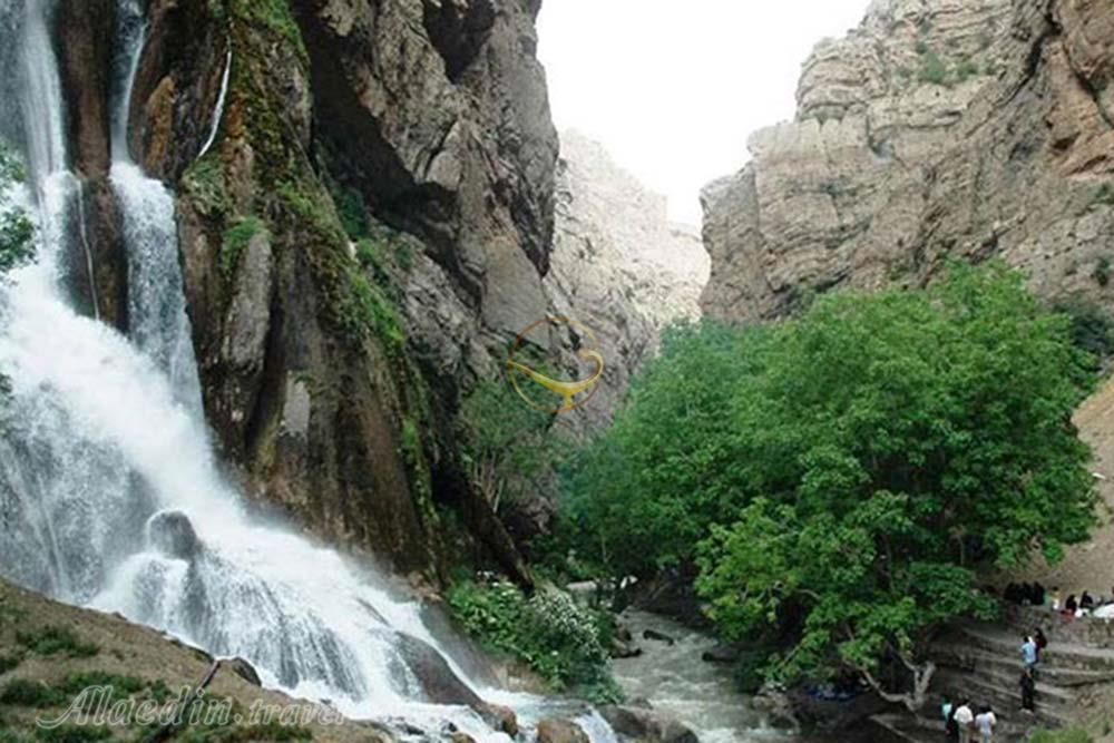 آبشار نوژيان خرم آباد | علاءالدین تراول