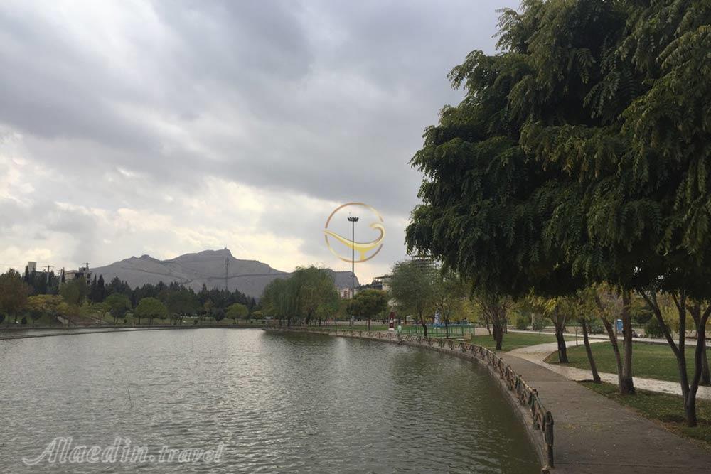 پارک زیبا کنار در خرم آباد | علاءالدین تراول