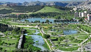 پارک زیبا کنار در خرم آباد