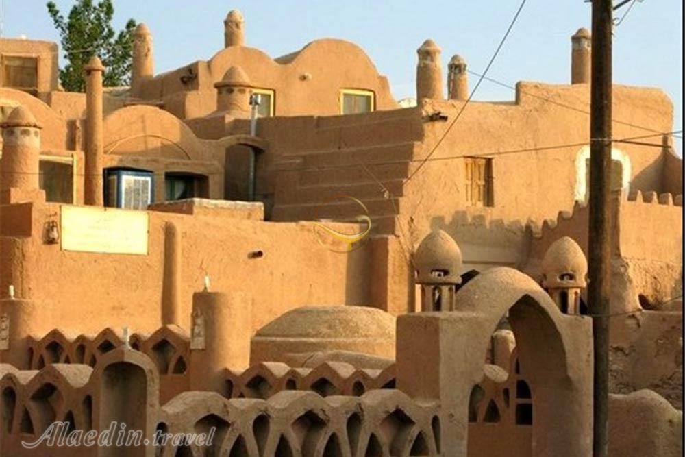 روستای بیاضه در خور و بیابانک | علاءالدین تراول