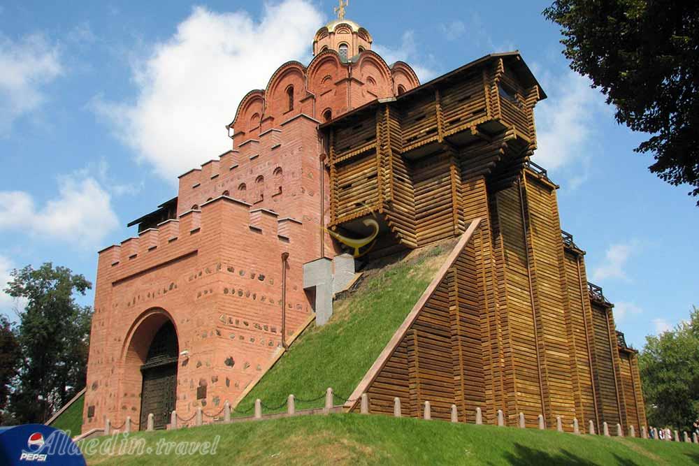 دروازه طلایی کیف | علاءالدین تراول