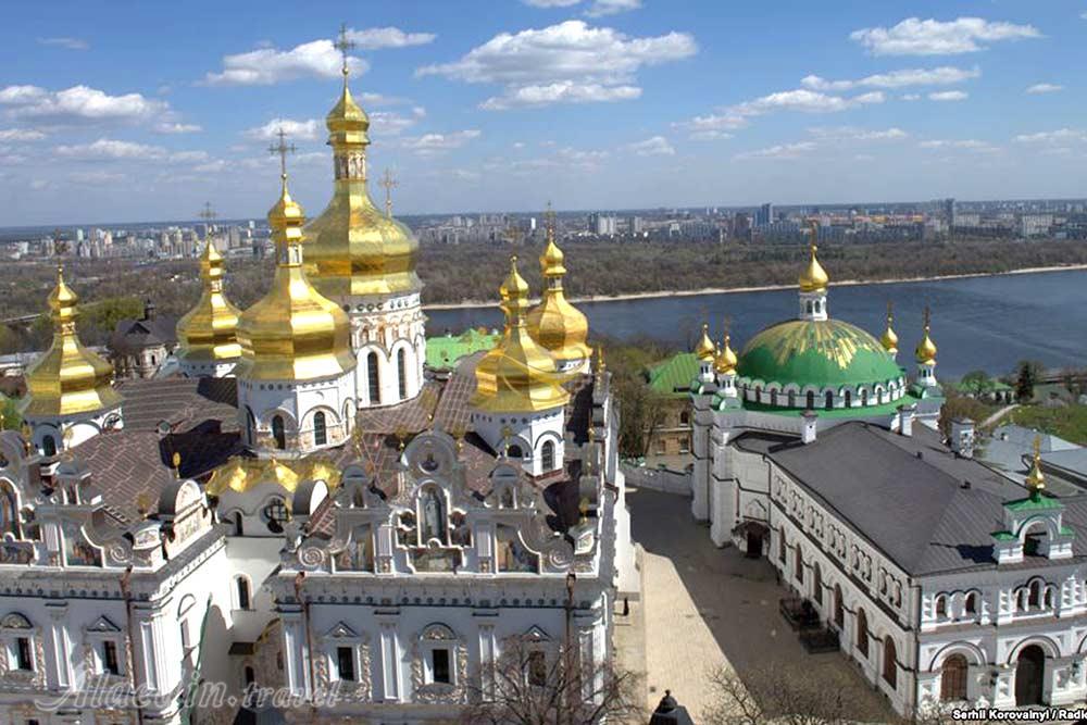 صومعه پچرسک لاورا در کیف - اوکراین | علاءالدین تراول