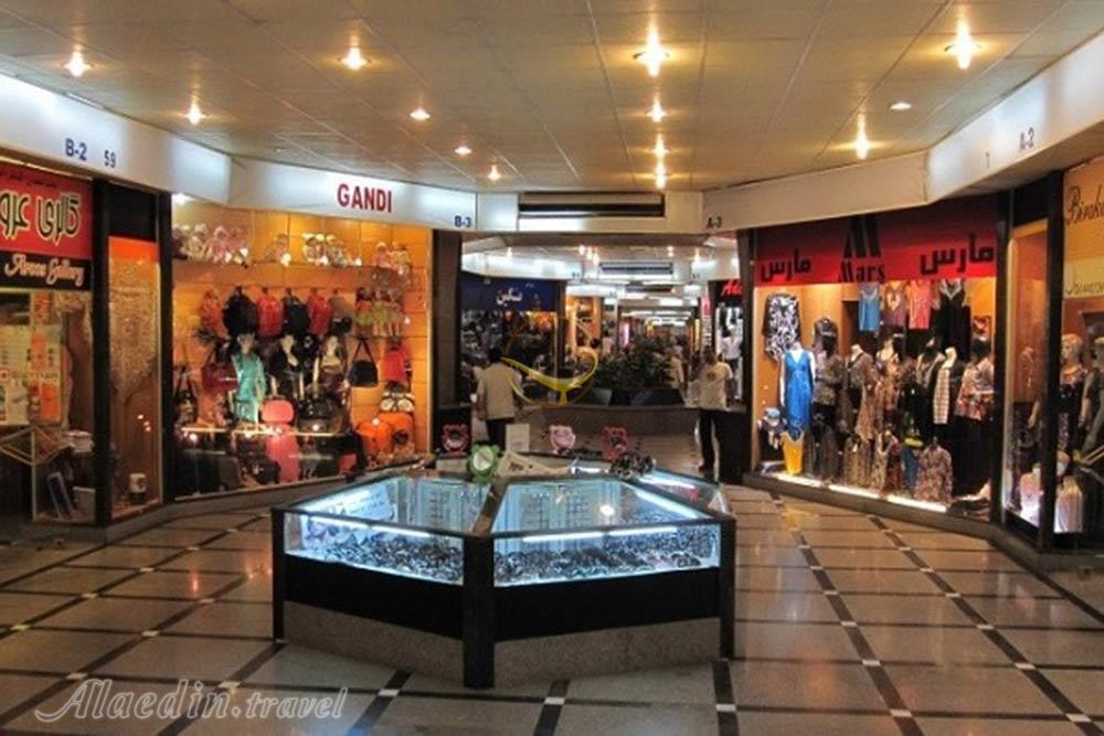 بازار مرجان کیش | علاءالدین تراول