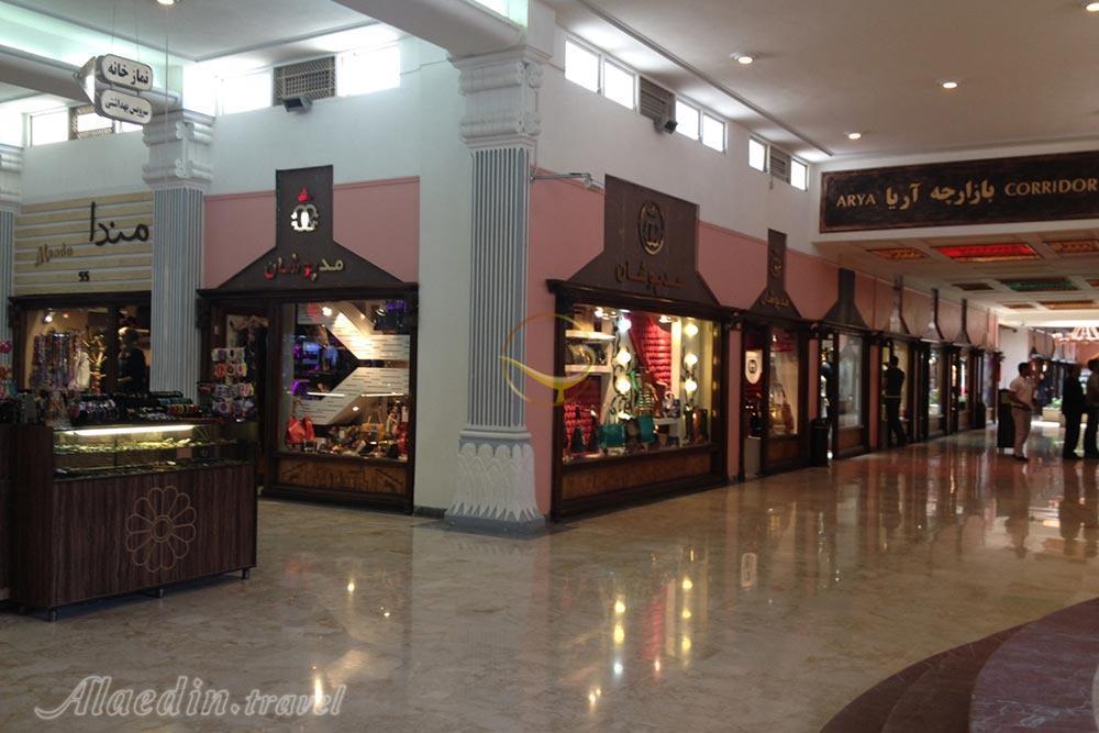 مرکز خرید مروارید کیش | علاءالدین تراول