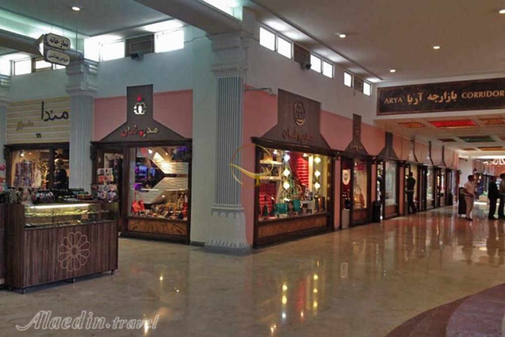 مرکز خرید مروارید کیش | علاءالدین تراول