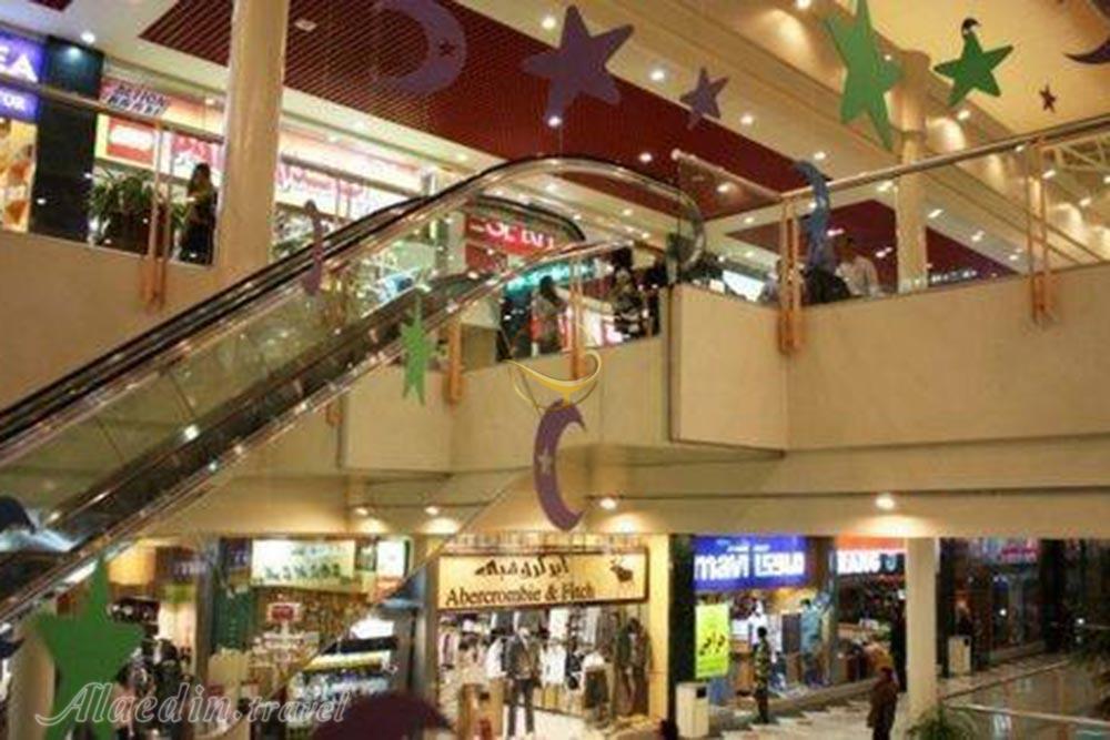 مرکز خرید پردیس 1 کیش | علاءالدین تراول