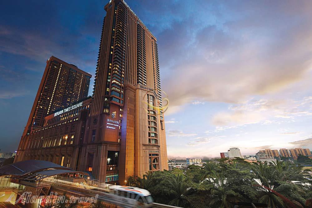 مرکز خرید برجایا تایمز اسکوئر در کوالالامپور - مالزی | علاءالدین تراول