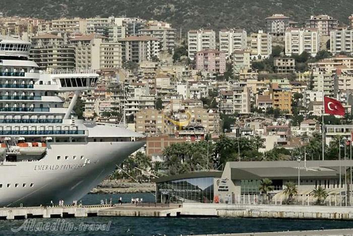 بنادر قایق های تفریحی کوش آداسی | علاءالدین تراول