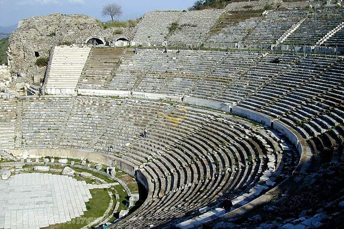 شهر باستانی میلتوس (میلتاس) در کوش آداسی - ترکیه