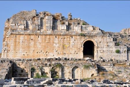 شهر باستانی میلتوس (میلتاس) در کوش آداسی - ترکیه