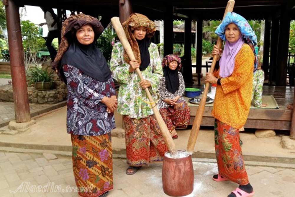 معبد و مرکز فرهنگی ماهسوری لنکاوی | علاءالدین تراول