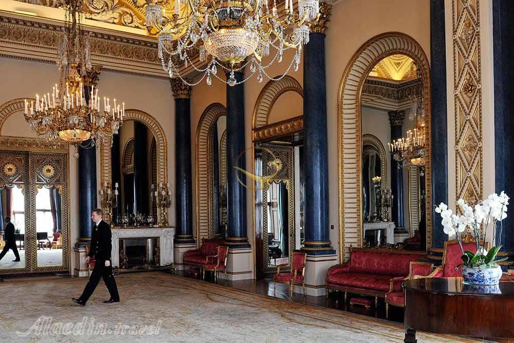 کاخ باکینگهام لندن | علاءالدین تراول