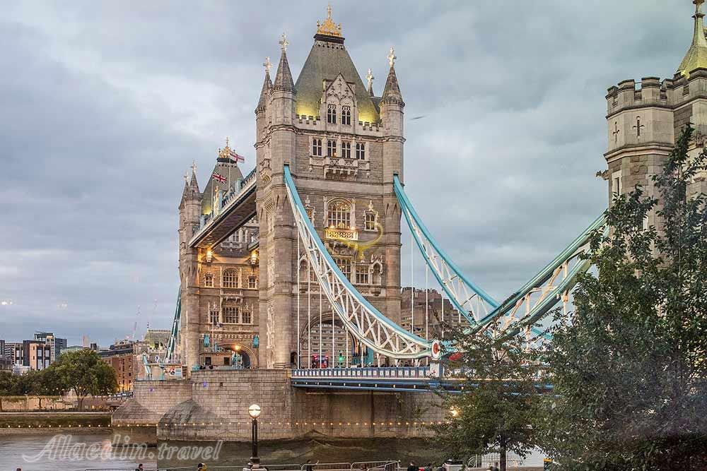 برج لندن و تاور بریج لندن - انگلستان | علاءالدین تراول