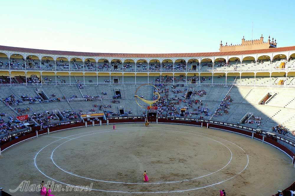 میدان گاوبازی لاس بنتاس (قلعه لاس ونتاس) در مادرید - اسپانیا | علاءالدین تراول