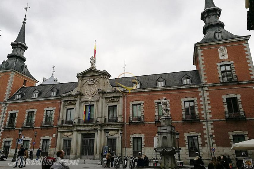 قصر صلیب مقدس در مادرید | علاالدین تراول