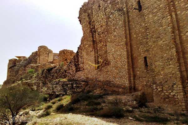 قلعه پری در ملایر