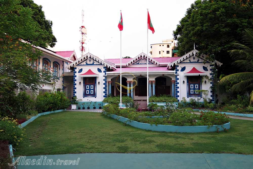 کاخ مولی آگه در ماله - مالدیو | علاءالدین تراول