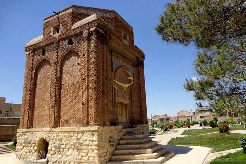 گنبد سرخ مراغه | علاءالدین تراول