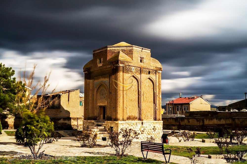 گنبد سرخ مراغه | علاءالدین تراول