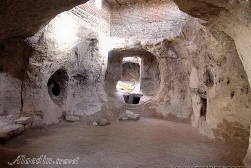 معبد مهر مراغه | علاءالدین تراول