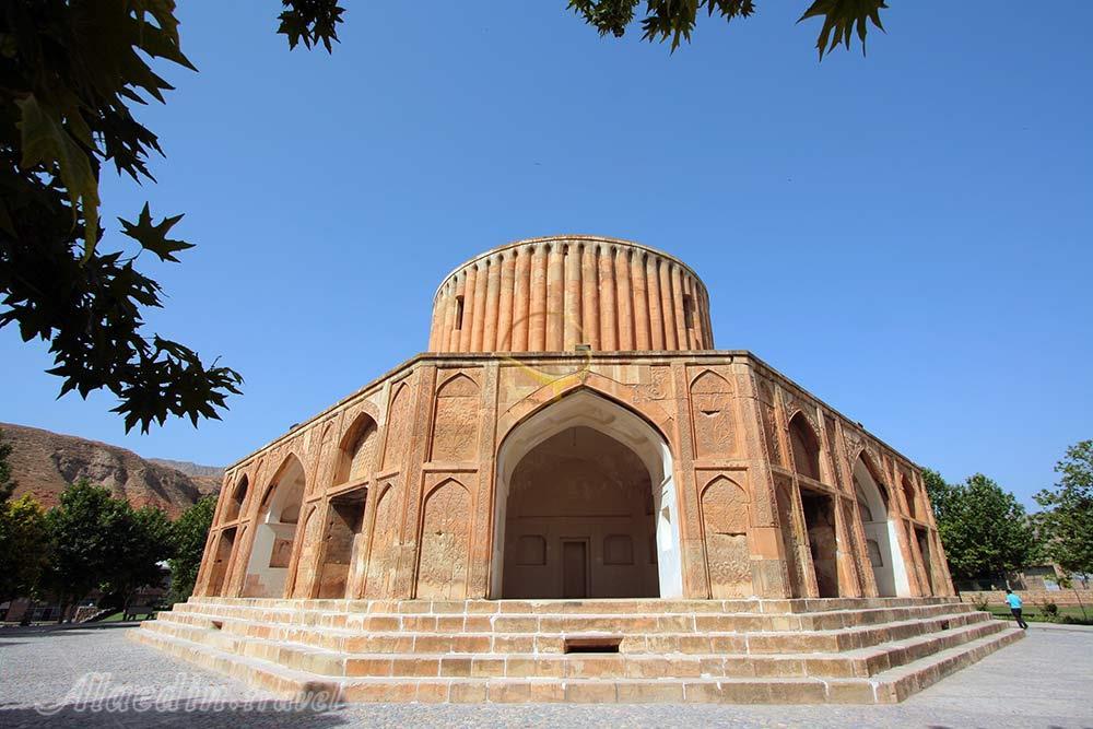 کاخ خورشید کلات در مشهد | علاءالدین تراول