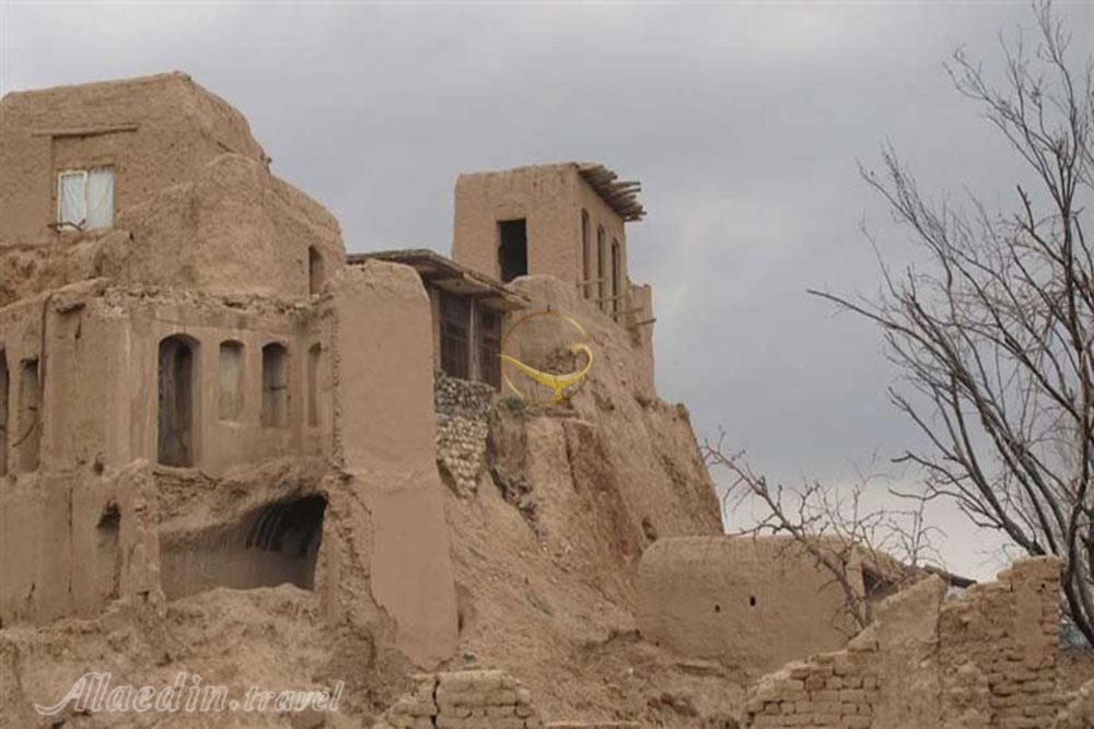 روستا و تپه پاژ در مشهد | علاءالدین تراول